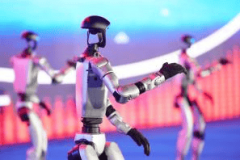 “海南国际胡椒啤酒节”正在新疆于田县体育场